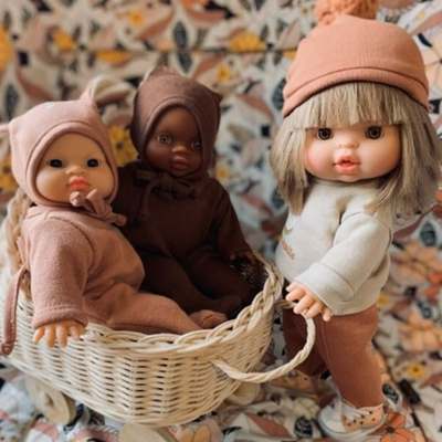 Collection de poupée minikane de tous les continents